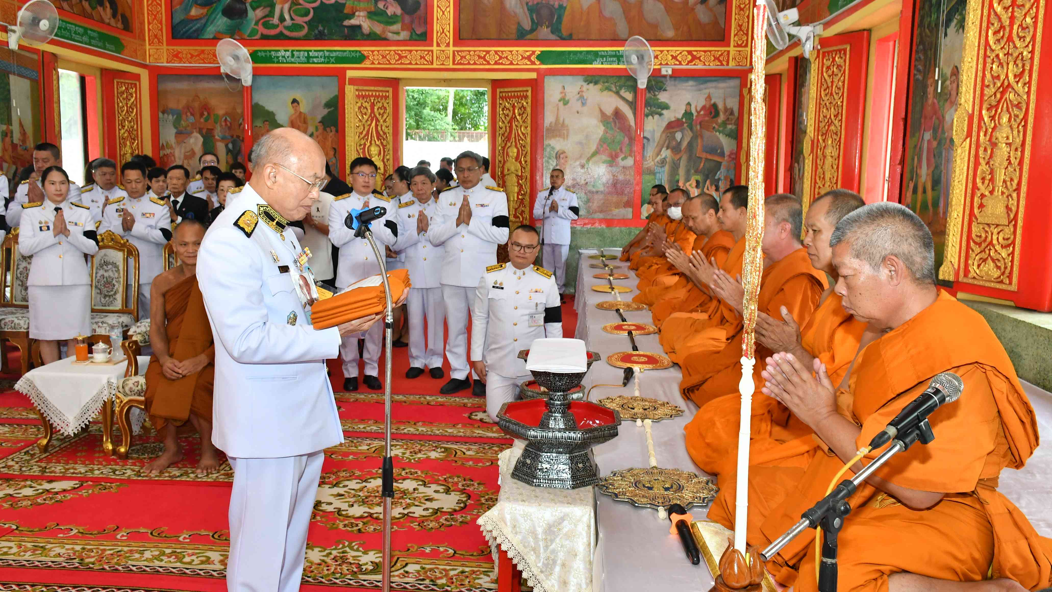 ศ.เกียรติคุณ นายแพทย์เกษม วัฒนชัย องคมนตรี ตรวจเยี่ยมโรงพยาบาลสมเด็จพระยุพราชสระแก้ว และเป็นประธานพิธีถวายผ้าพระกฐินพระราชทาน