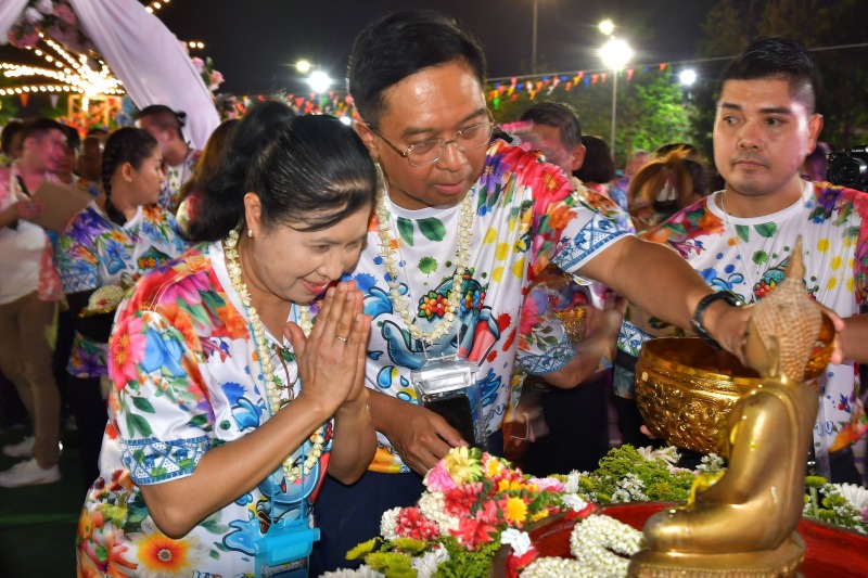 โรงพยาบาลสุรินทร์ ร่วมงาน “มหาสงกรานต์ช้างสุรินทร์ ครั้งที่ 1” เฉลิมฉลองสงกรานต์ไทยมรดกไทยมรดกโลก