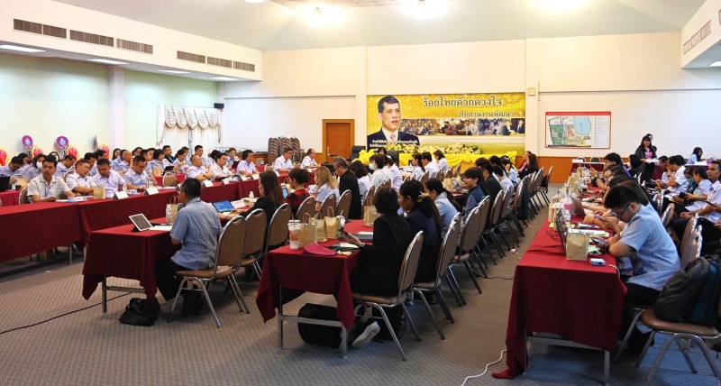 นพ.สสจ.อุบลฯ ร่วมรับฟังการนำเสนอสรุปผลการตรวจราชการและนิเทศงานฯ จังหวัดอุบลราชธา...